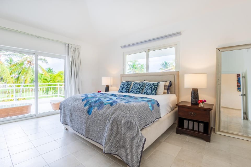 Bed, Balcony/Terrace, Bedroom