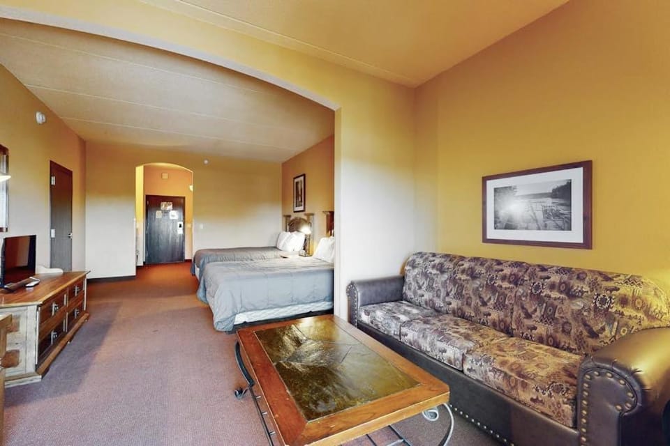 Chula Vista Resort Condo # 2520 House in Wisconsin Dells
