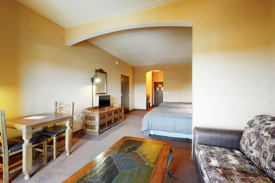 Chula Vista Resort Condo # 2520 House in Wisconsin Dells