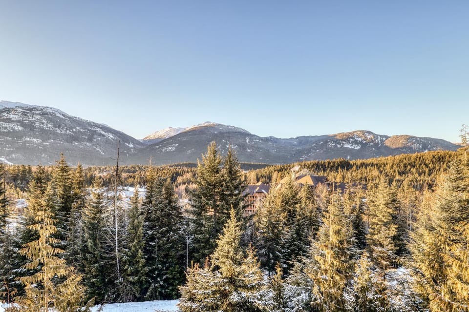 The Marquise 605 Apartment in Whistler