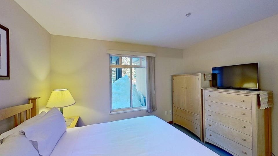 The Lagoons 72 Apartment in Whistler