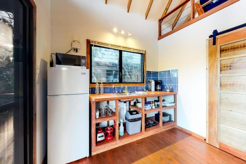 Toucan Cabaña at Inn The Trees -Gold Standard Certified House in Stann Creek District
