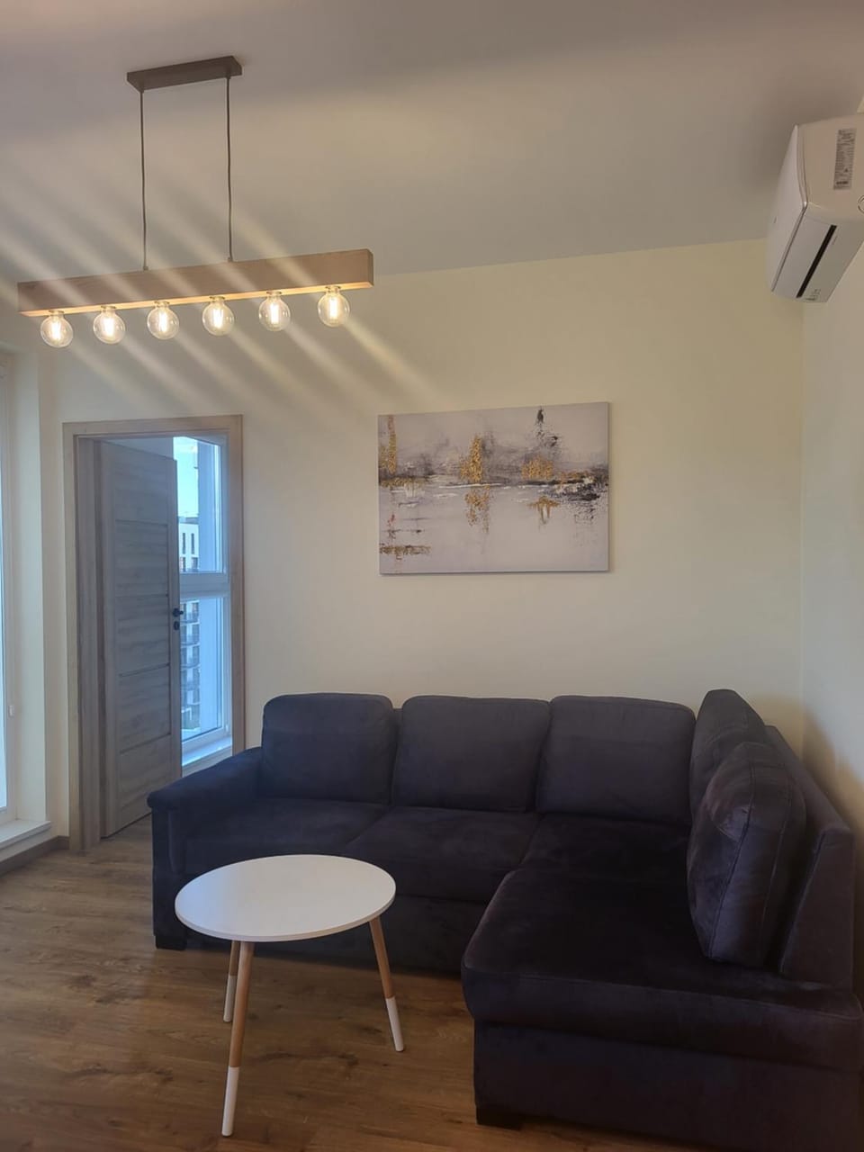 Living room, Seating area, air conditioner