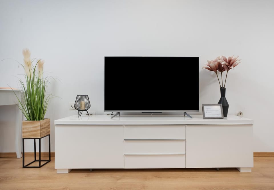 Communal lounge/ TV room, TV and multimedia, Evening entertainment