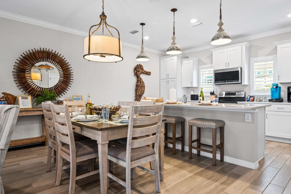 Luxury Retreat-Resort Amenities-Pool Beach Tennis House in Perdido Key