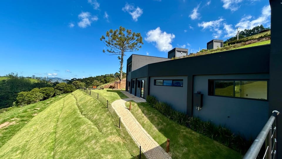 Loft mantiqueira House in State of São Paulo