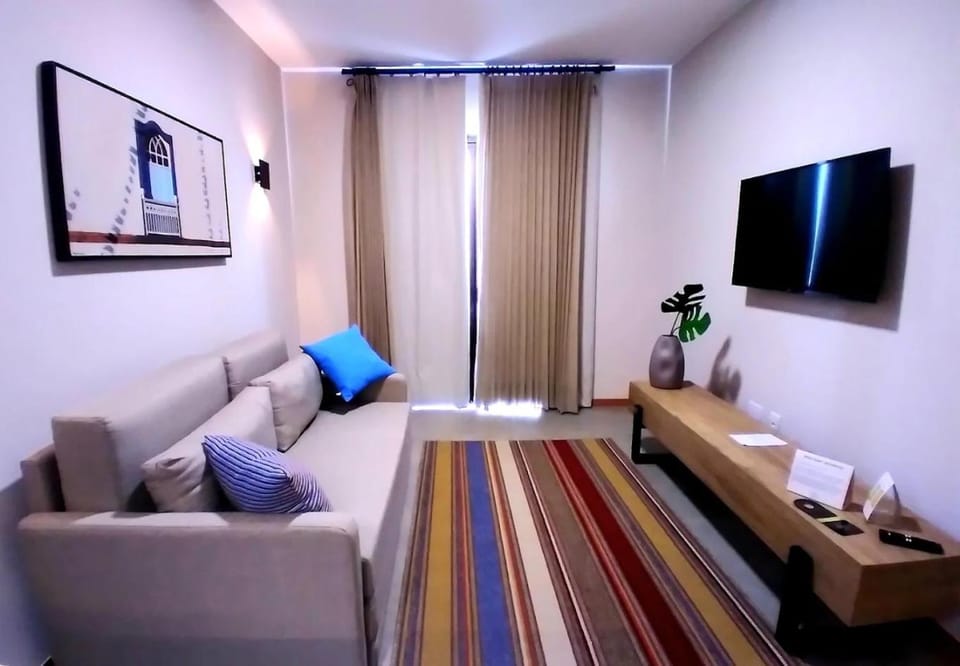 Communal lounge/ TV room, TV and multimedia, Living room, Seating area