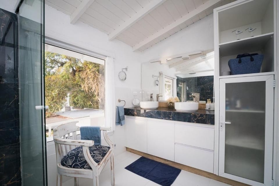 Utupia by the sea Villa in Florianopolis