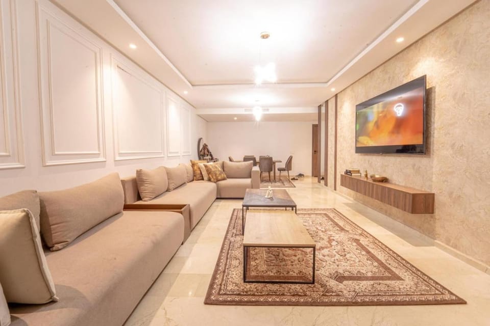 Modern apartment with pool view Tamaris Apartment in Casablanca-Settat