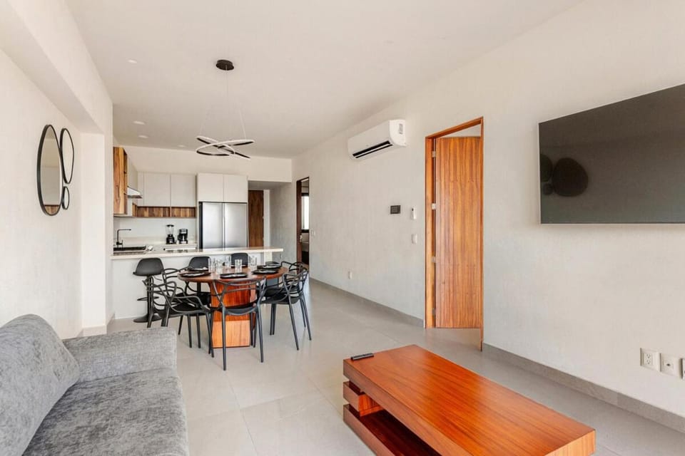 TV and multimedia, Living room, Dining area