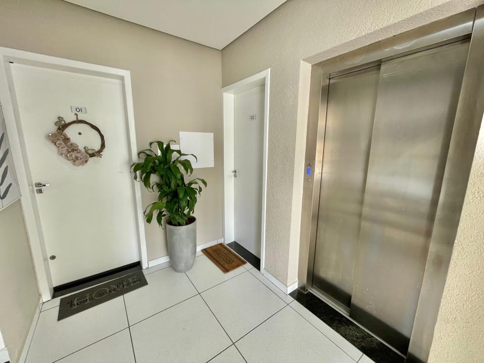 Agradável e pertinho do mar Apartment in Florianopolis