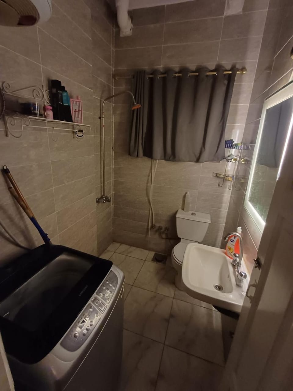 Shower, Toilet, Bathroom