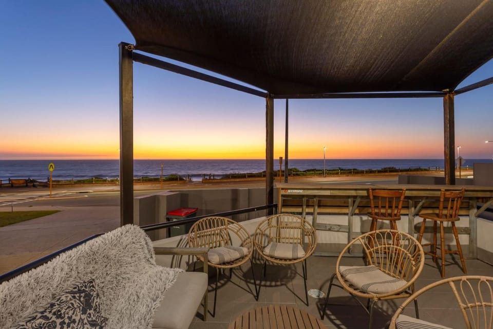 Balcony/Terrace, Sea view, Sunset