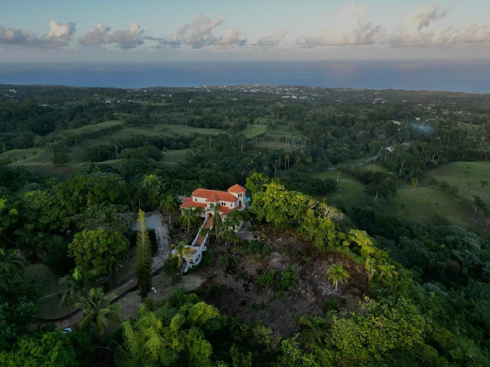 El Castillo Tropical Cabrera Bed and Breakfast in María Trinidad Sánchez Province