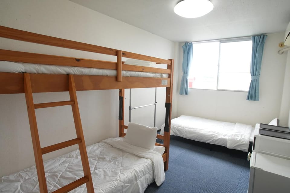 Bed, Bedroom, bunk bed