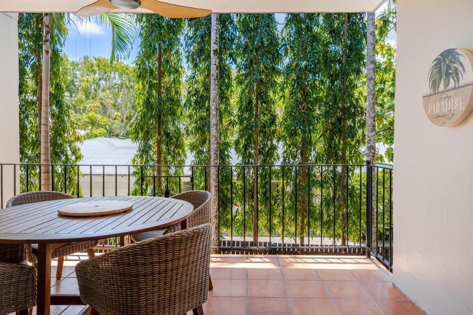 47 Reef Club 1 BR Apt - Steps to beach & town Apartment in Port Douglas