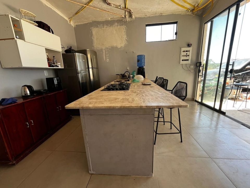 Kitchen or kitchenette, Dining area, pet friendly
