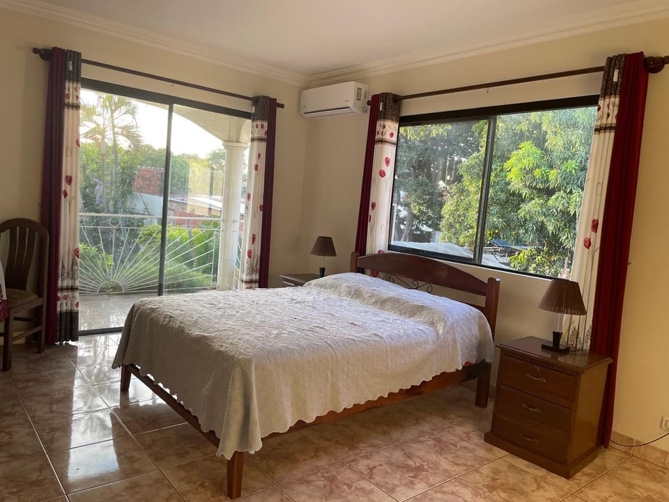 Bed, Bedroom, air conditioner
