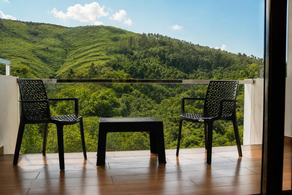 Balcony/Terrace, Mountain view