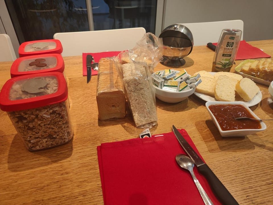 Food and drinks, Food, Lunch