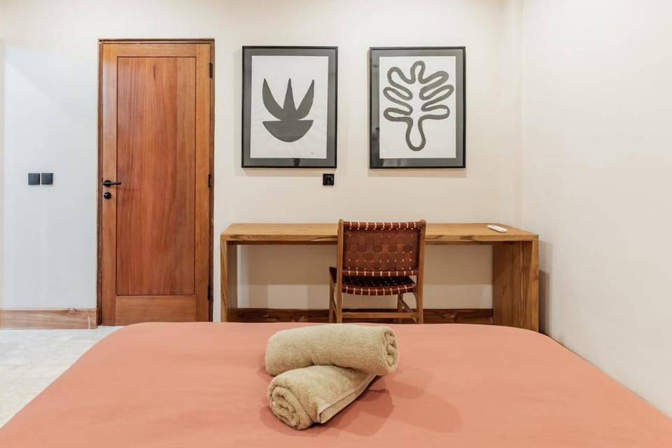 Stylish New Suites with Pool Near Balangan Beach Apartment in Bali