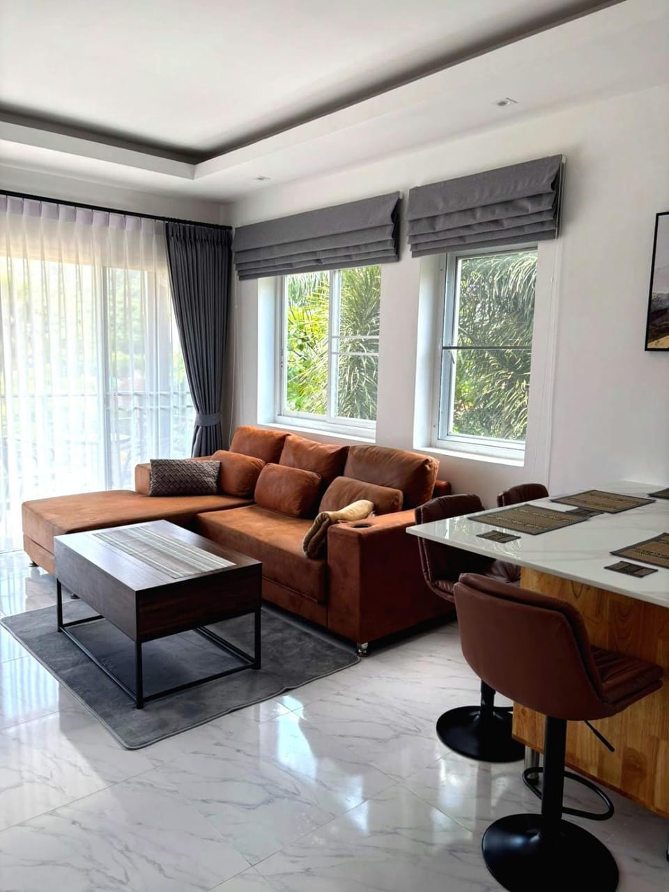 Living room, Seating area