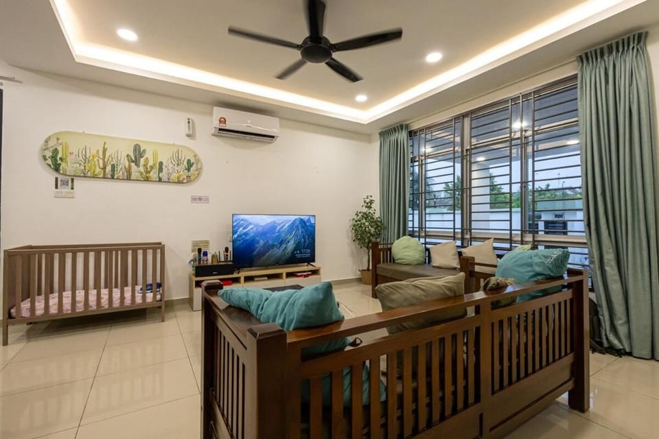The Oasiis Private Pool Retreat House in Johor Bahru