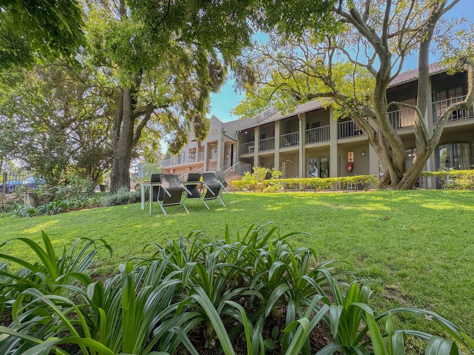 Property building, Garden view