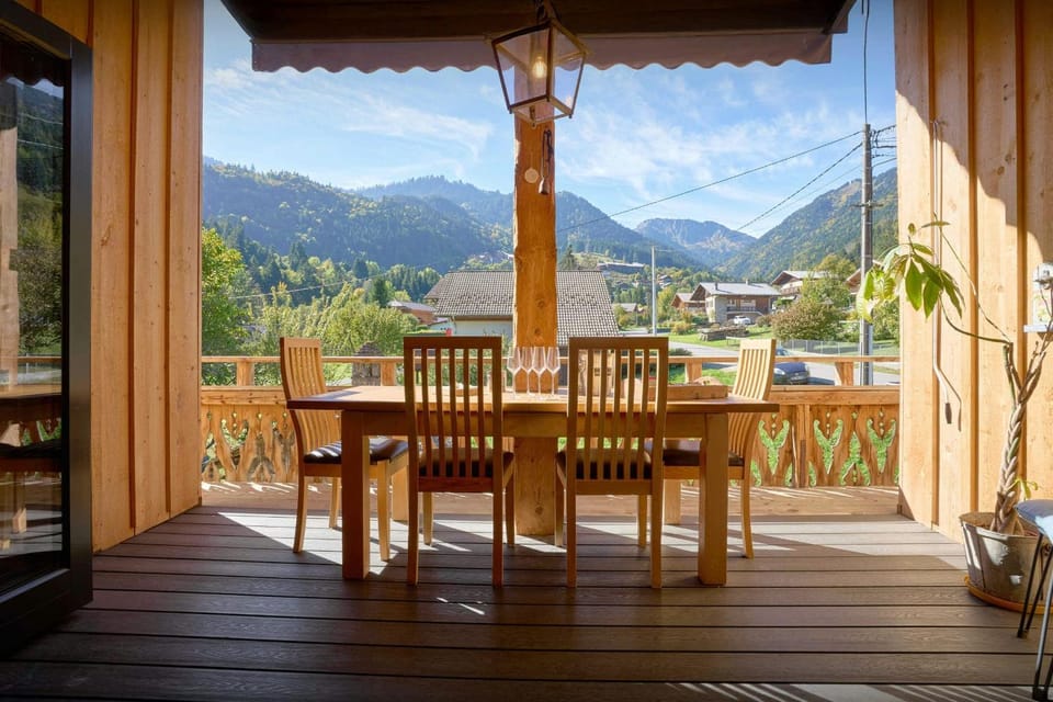 Day, Natural landscape, View (from property/room), Balcony/Terrace, Mountain view