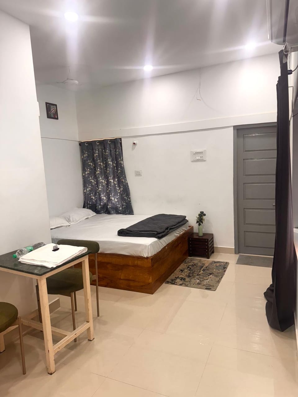 Vibes stay in 5 Bed and Breakfast in Hyderabad