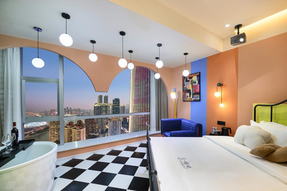 Bed, TV and multimedia, Photo of the whole room