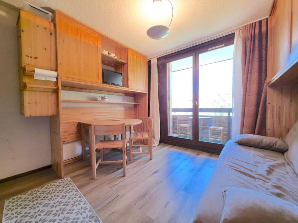 Studio centre station à deux pas des pistes! Apartment in Huez