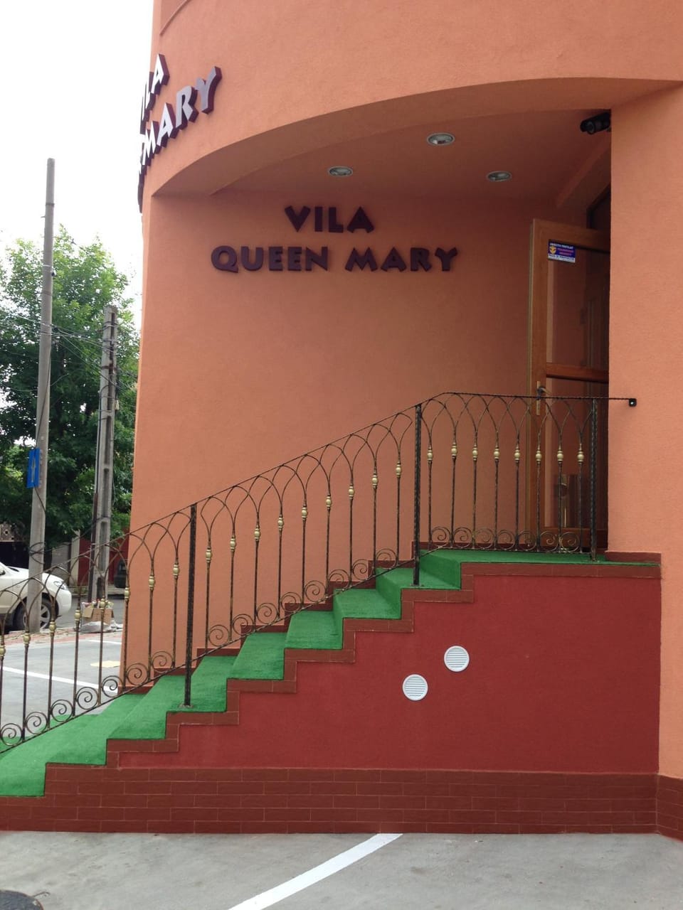 Nearby landmark, Restaurant/places to eat, Communal lounge/ TV room, Balcony/Terrace, Lobby or reception, Banquet/Function facilities, Beach, Beach, Communal kitchen, Area and facilities, Supermarket/grocery shop, Shopping Area, Location