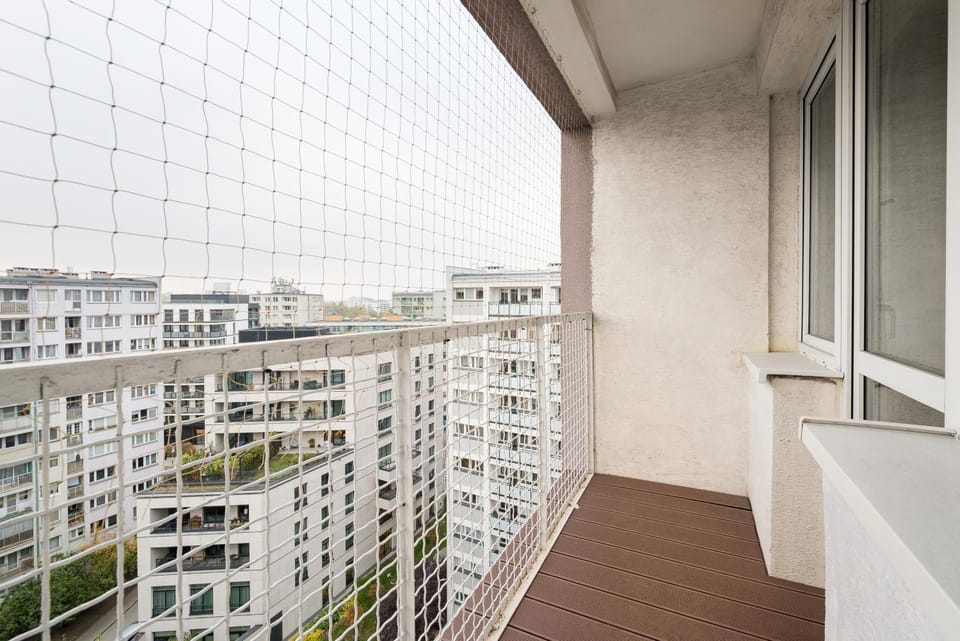 Property building, View (from property/room), Balcony/Terrace, City view