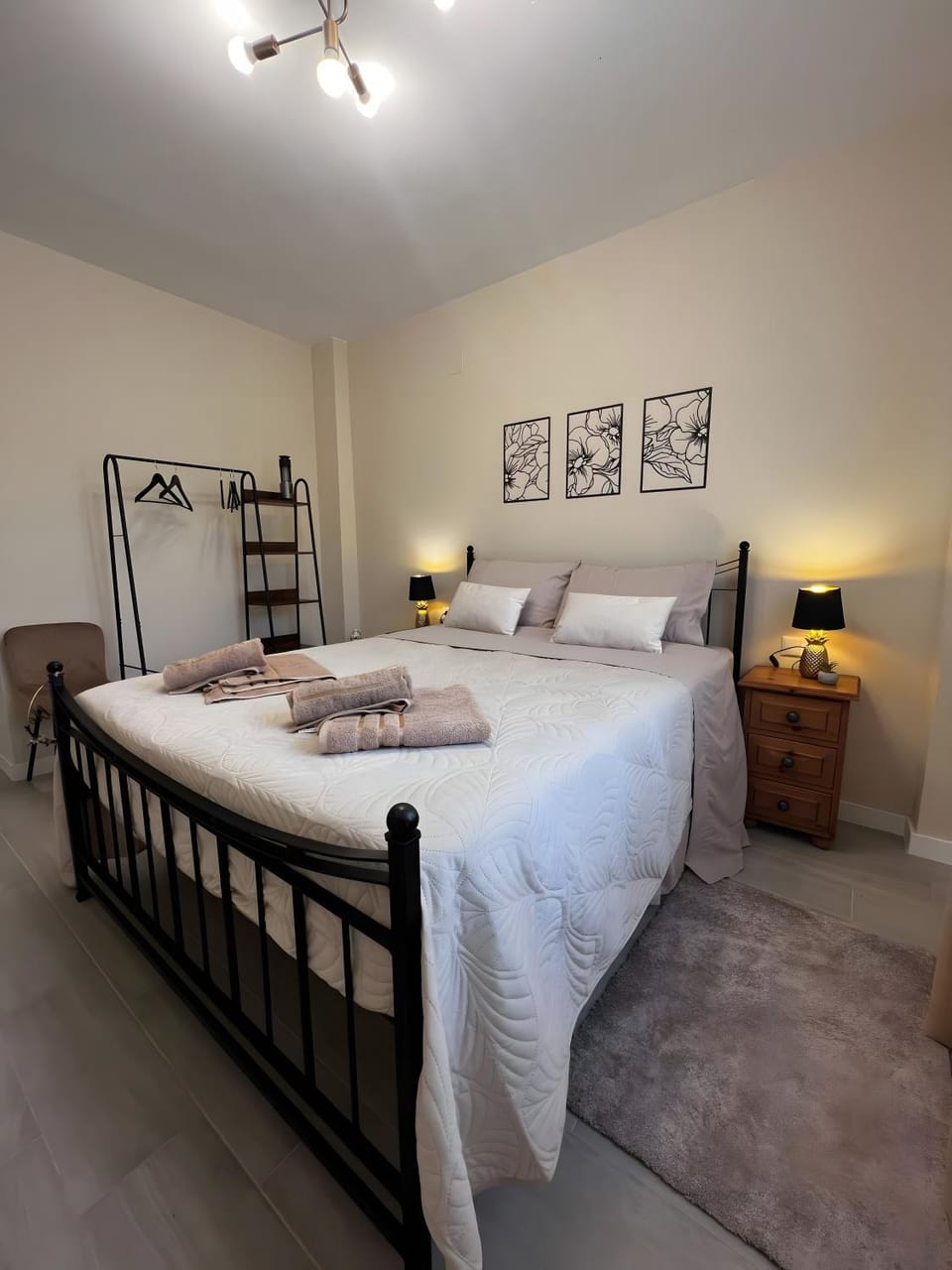 Living room, Bedroom