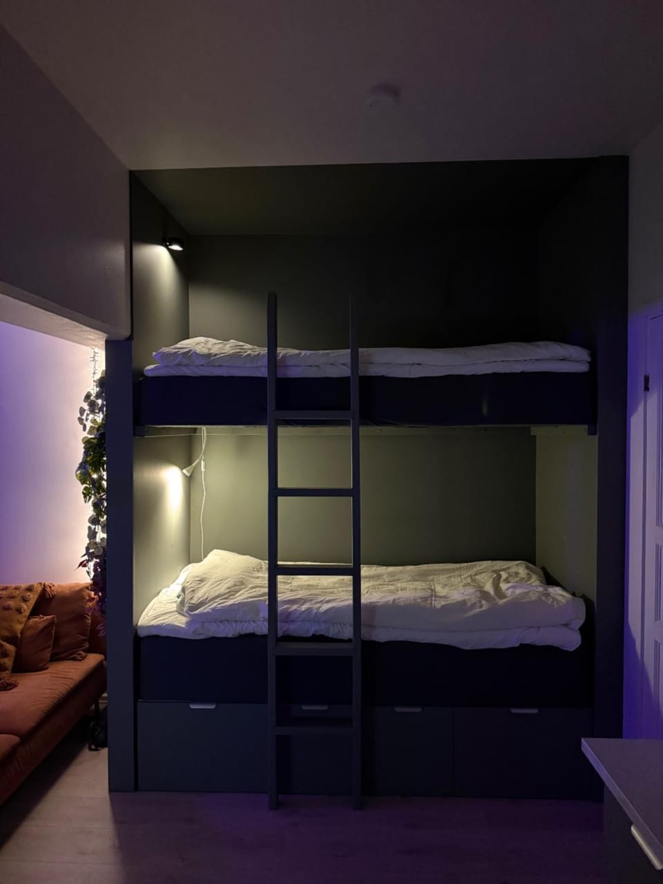 bunk bed