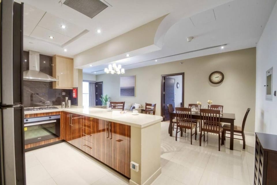 Spacious & Versatile 2BR Elite Downtown Residence Apartment in Dubai