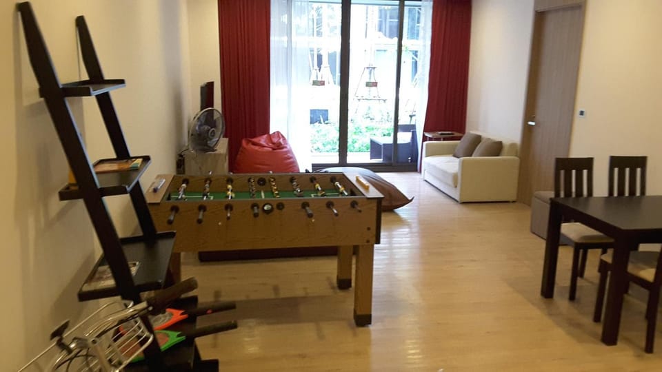 Living room, Entertainment