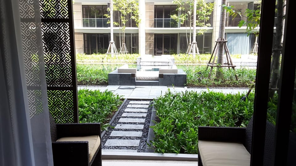 Seating area