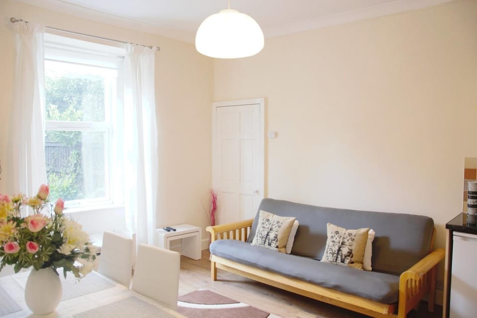 Beautiful Travelers Apartment - Salmond Place Apartment in Edinburgh