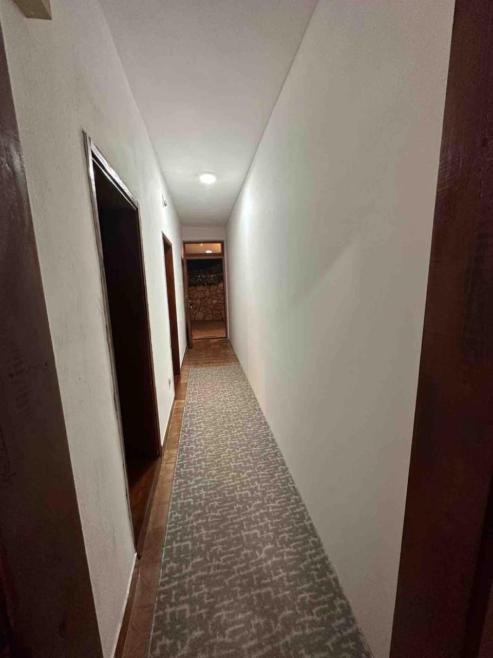 1 Bedroom Flat with Free Parking in Mostar B Apartment in Mostar