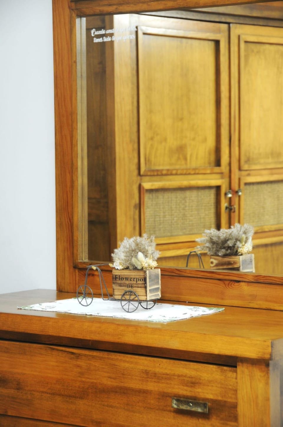 Decorative detail