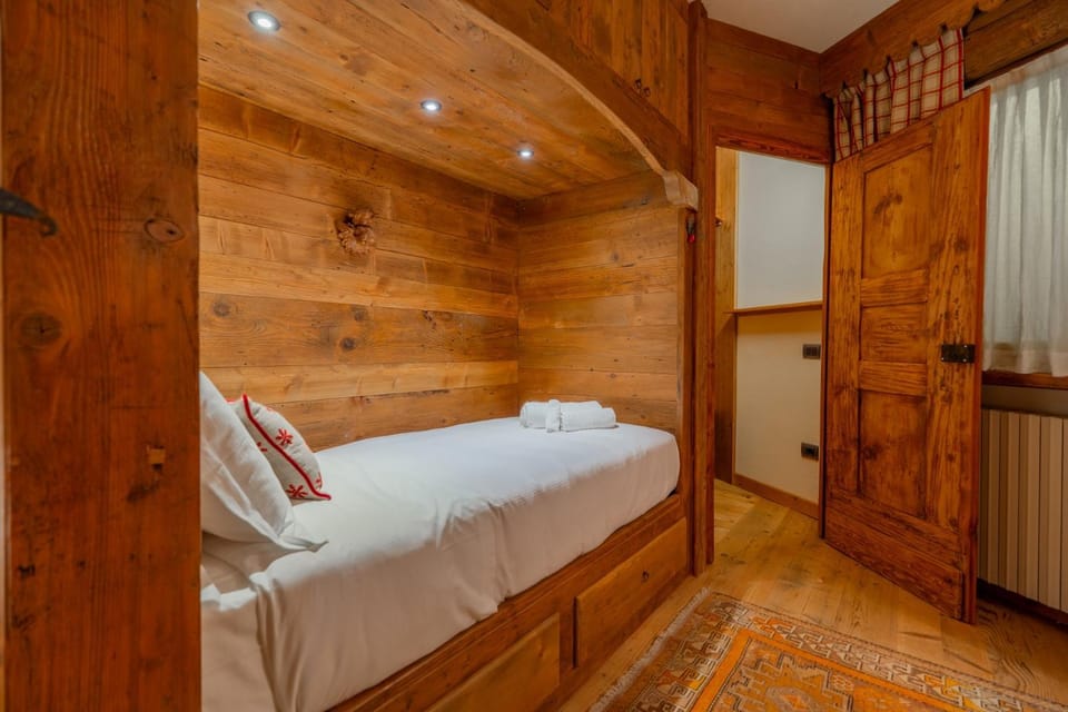 CHALET LUMIERE - Scopri il Lusso Apartment in Courmayeur