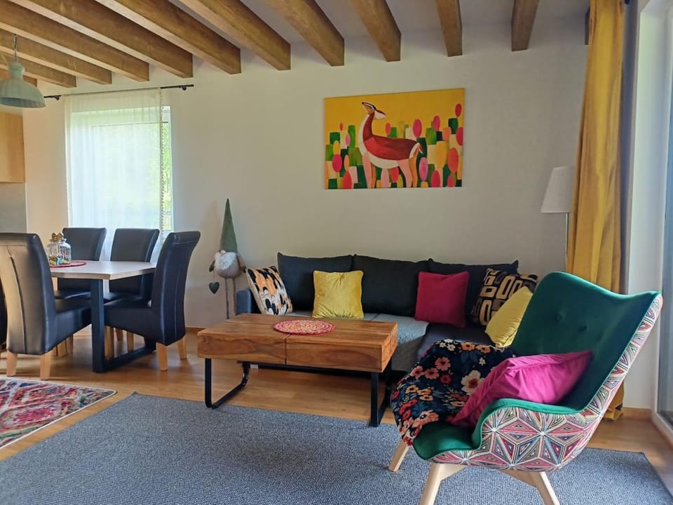 Living room, Dining area