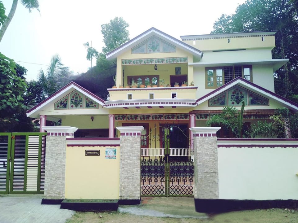 Property building, Day