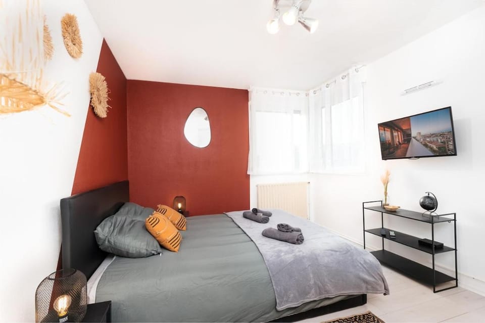 L'Alto Hometimal - City Center - Parking - Metro Apartment in Toulouse