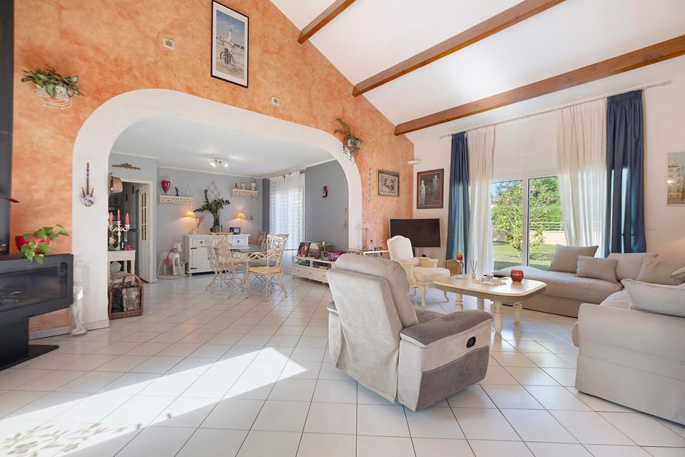 Property building, Living room