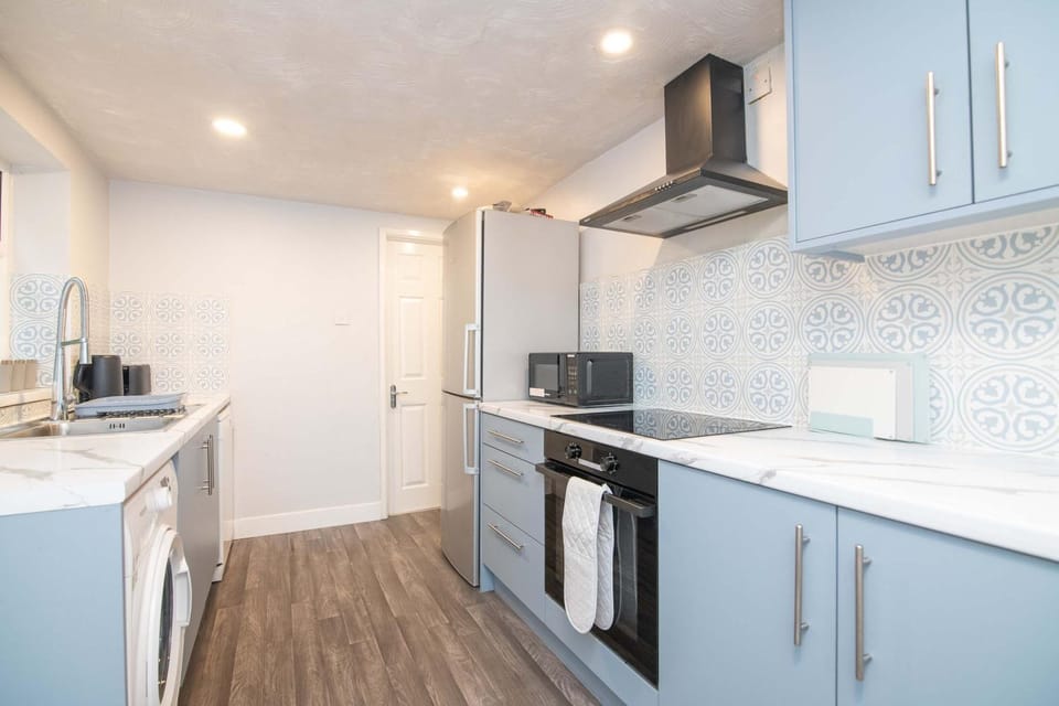 Central 1 Bed Apartment in Royal Leamington Spa