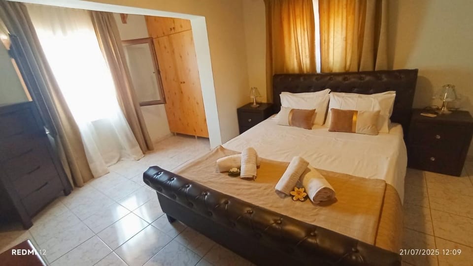 Chania's Diamond Villas - Aqua Bliss with Private Pools Villa in Crete