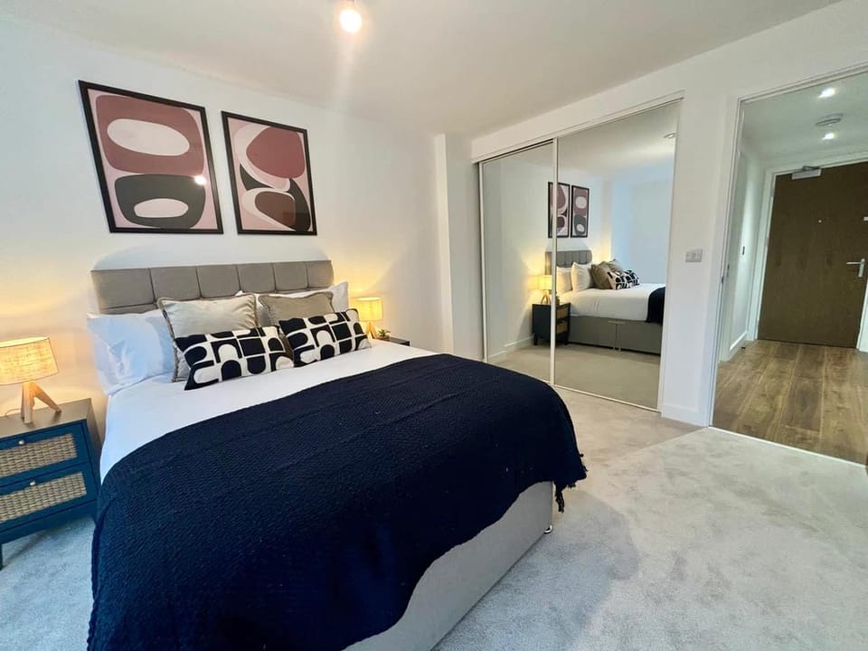 Bed, Bedroom
